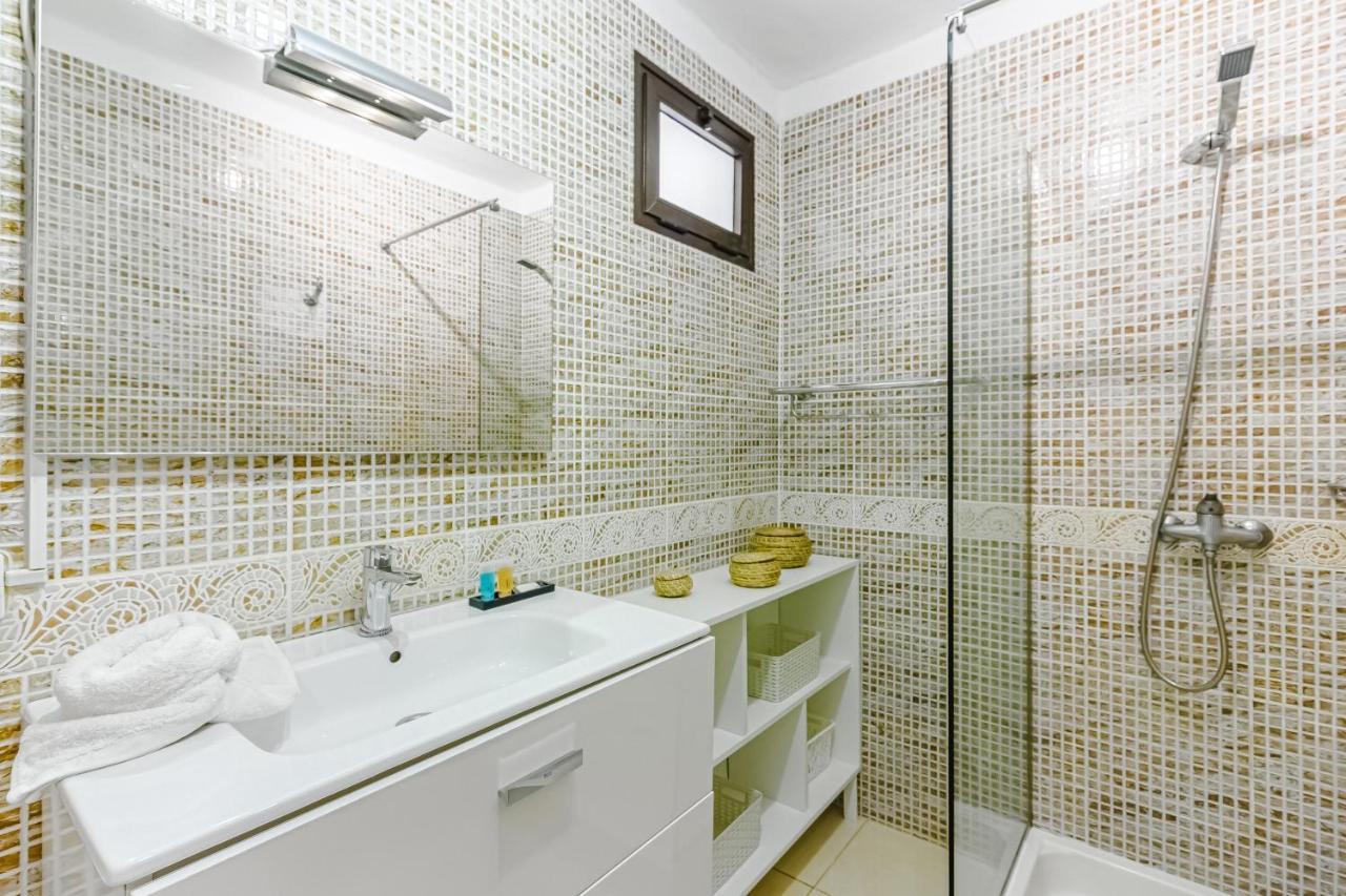 Fantastic Large Studio In Front Of Beach Heated Pool Wifi Arona  Exterior foto